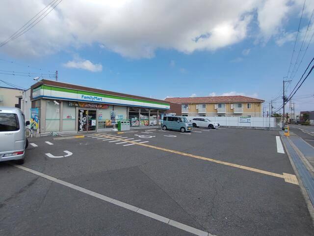 コンビニ　徒歩２分