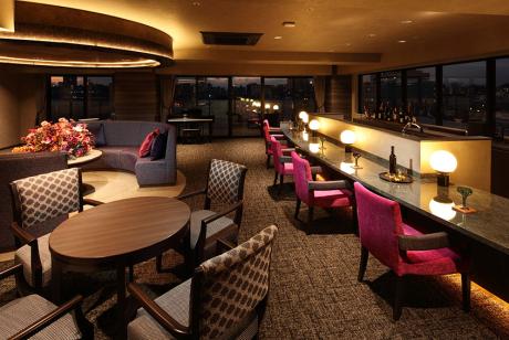 5Fダイニングラウンジ（夕景）