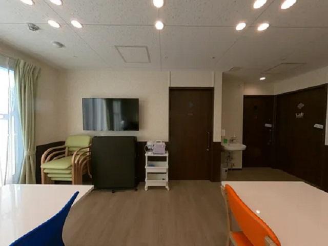 ラウンジ