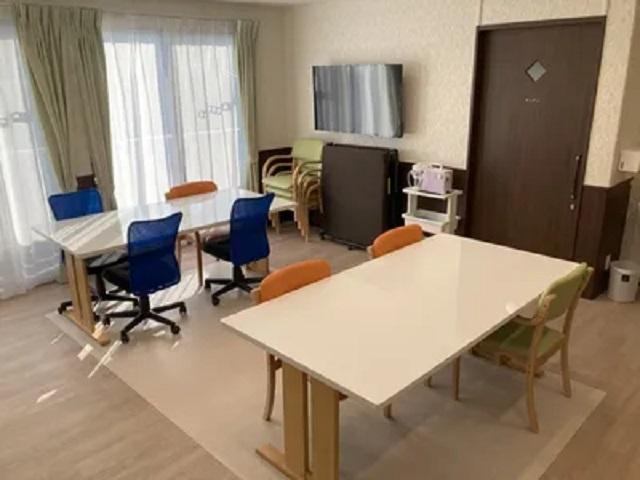 ラウンジ