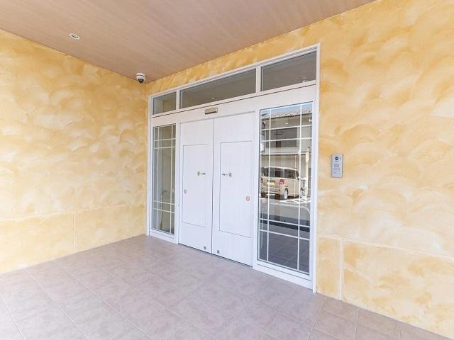 エントランス外観