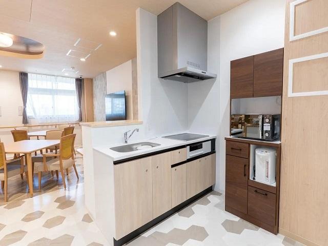 食堂兼機能訓練室　キッチン（3階）