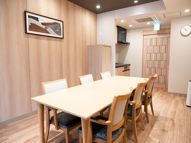 ファミリーダイニング